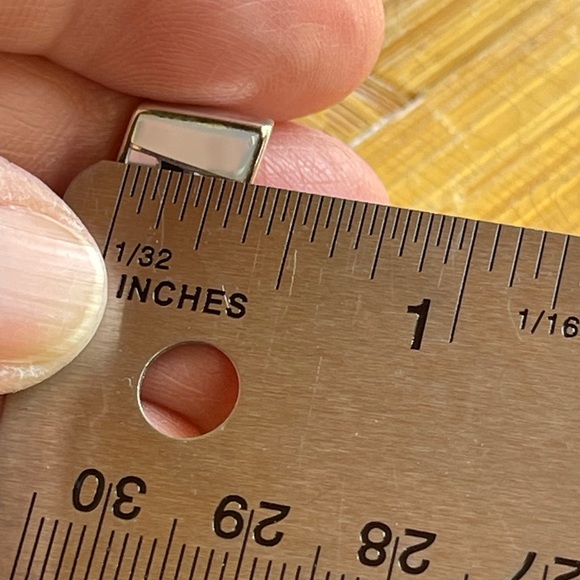 Mother of pearl & onyx earrings in sterling silver - Picture 4 of 7